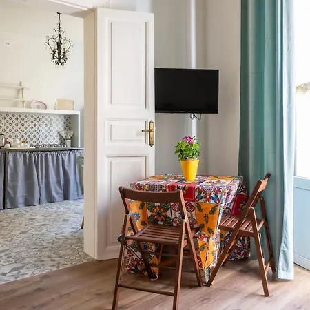 Chez Moi